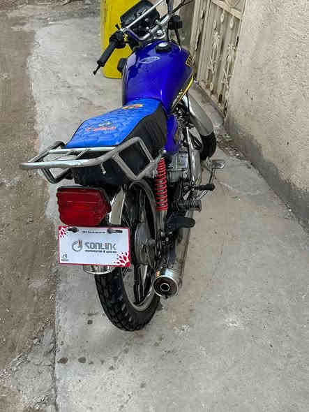 السلام عليكم شباب من رخصت مدير الكروب متاح دراجة ايراني 5 كير دراجة جاهزة وحلوة السعر 450 وبيهة مجال مكاني بغداد العبيدي قرب مدرسة سلسبيل ***********
