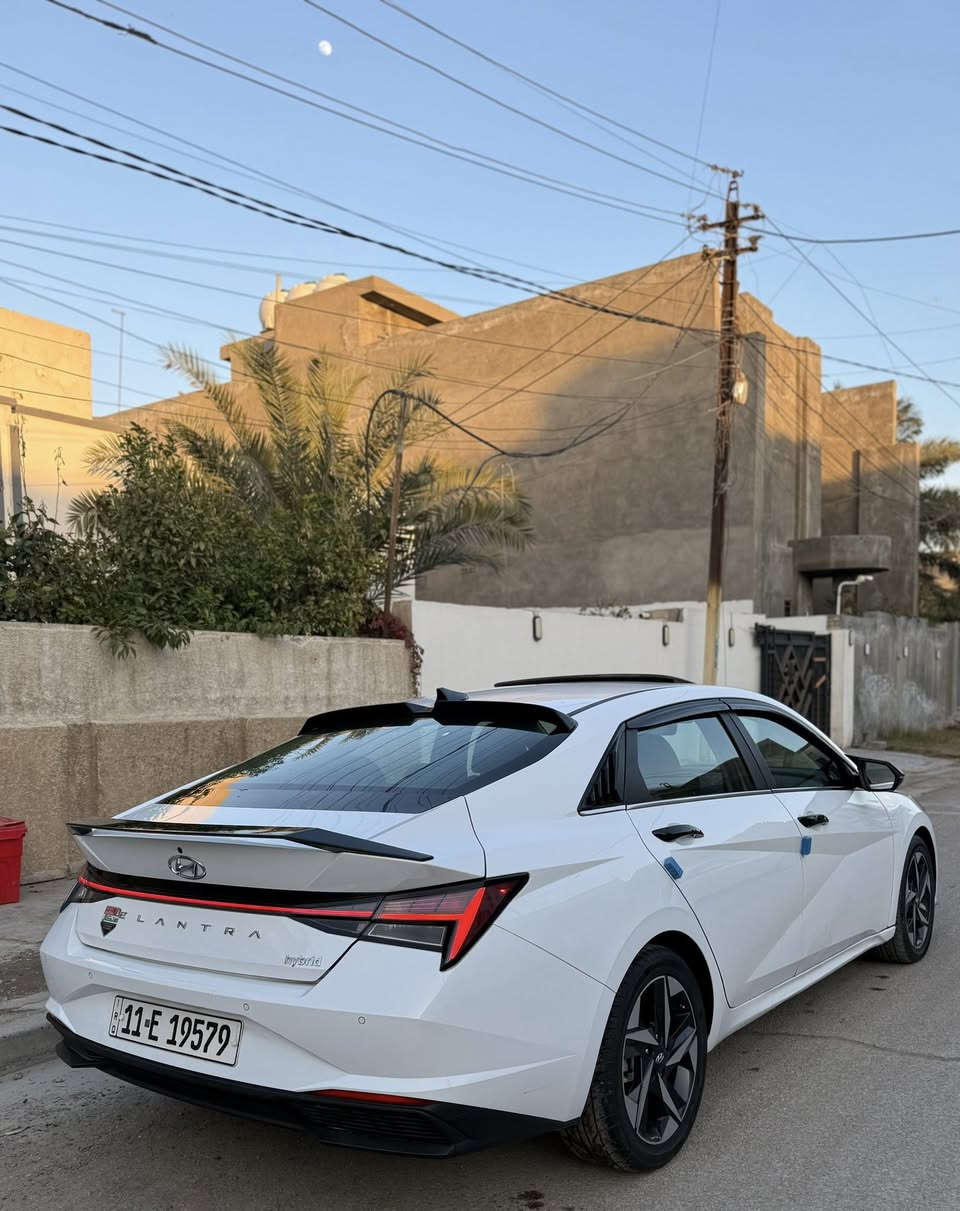 السلام عليكم النترا2023هايبرد وارد بيه صبغ بنيد وداير مال جاملغ خلفي فقط وصورت طخه بالمنشور وباقي سياره مكفول من صبغ ماشيه35الف باسمي تحويل ثاني يوم مكينه كير مكفولات تخم تاير الاصلي دلوب انتاج25مواصفات سلايت بصمه تشغيل عن بعد هند بريك بصمه شاشه كامره حساس الامامي وخلفي تحديد مسار شاحن تليفون الاشاير بالمري لد الامامي وخلفي لايت زنون بلادي رادار الامامي وخلفي وبالمري صندوك ذكي عن الاقتراب يفتح تبريد قطعتين مكينه1600 مكان سياره بغداد المشتل رايده138ورقه***********
