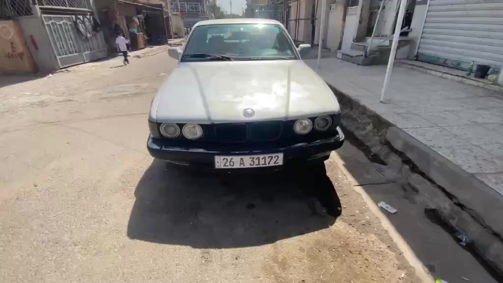بي ام 730مكينة 8 رقم صلاح الدين السياره مكانها بغداد الشعب        ***********
سيد علي ابو ود
