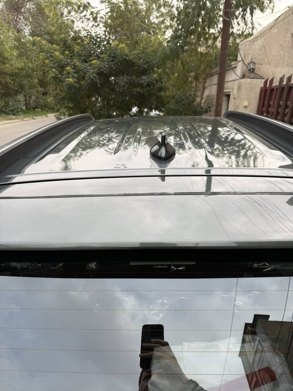 كيا سونيت موديل 2025 خليجي أرقام بغداد ضمان الشركة الدولية 5سنوات او 100000كيلو متر مع سنة ضمان صيانة مجانية. حالياً ماشيه اربعه الاف( 4000) وشويه قابله للزياده / لون زيتوني / رقم بغداد ، سعره 161$ العنوان بغداد/ الكرخ ( ***********)
