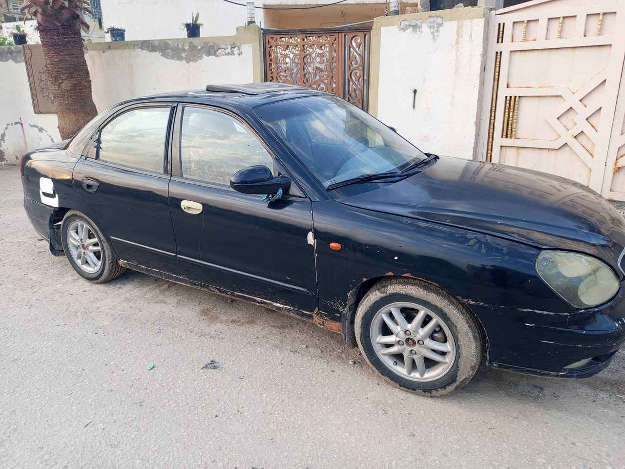 نوبرا للبيع موديل 2000 سعر 35 وبيها مجال للطيبين ***********
