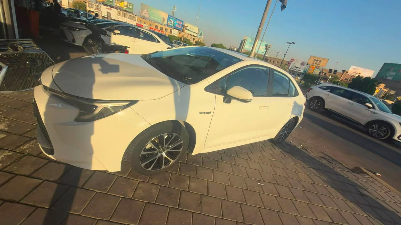 السلام عليكم 
كورلا ٢٠٢٤ مكفولة 
من صبغ بيها رصعة بل هلال الخلفي 
ورصعتين بل بنيد 
سيارة جديدة *********** 
السعر ١٣٧
