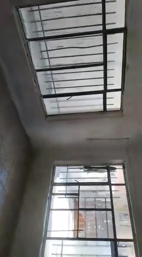 سلام عليكم ورحمه الله وبركاته
يوجد بيت للايجار في منطقه جسر ديالى قرب مشويات المسعودي قريب الشارع العام 
طابقين للاستفسار 
***********
