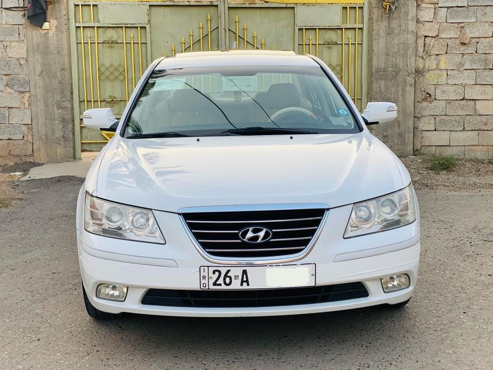 السلام عليكم للبيع سوناتا 2011 رقم صلاح الدين دولي(26) سنويه لل   2030 السياره مكفوله كفاله عامه (شرط السونار ) محرك 2000 (4 حساسات + برغي ما مفتوح بيها)
ماشيه 94 الف السياره أخت الزيرو سبير شركه منازل تخم تاير السياره جاهزه من كلشي مكان السياره صلاح الدين/بلد 
***********
