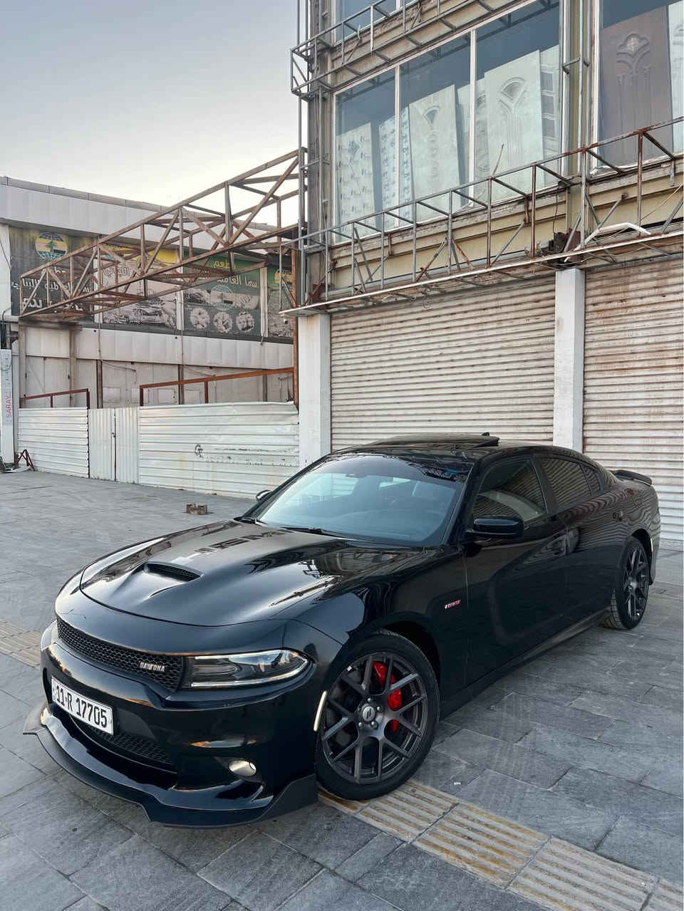 سلام عليكم جارجر دايتونه مديل 2018 مكينه5700  اصل وارد امريكي حادث كلش بسيط الجاملغ الامامي الايمن مبدل اصلي 
بدون شاصي بدون لغد حته العرضانيه 
بلاديه وحته الراديترات بلاديه وباقي السياره كفاله مكنيه وكير وحداديه واكسل مكفولات
موصفات السياره فول 1/1 ✅
1/ فحته سقف 
2/ ستيرن كهرباء وخزن ميموري
 3/ كشنات كنتاره تدفئه وتبريد كهربائيات 
4/ شفتات ستيرن 
5/ شاشه كاربلاي وكامره خلفيه
6/ ويلكب حجم 20 اصلي 
7/تشغيل عن بعد
8/ كت SRT بلاد 
السياره عليه تزويد عليه برمجه سيفتي 
كاجكان اصلي عليه تفريغ ولف حماوه
رينسنك وعليه دبل فان خليجي عليه
شوته رياضيه بلاد السياره كلش جديده
ماناقصه برغي ماشيه 100 ميل حقيقي
السياره رقم بغداد مشروع وطني شرط التحويل 
السعر 215$
مكاني البصره📍
الاستفسار *********** البصرة, العراق
