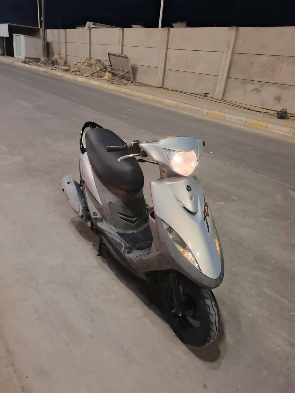 دراجه لبيع مكان كوت الزهرا تصال رقم ***********
