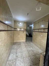 للأيجار بيت 50 متر في السيدية يحتوي على 3 غرف نوم وصالة ومطبخ وخدمات 2...