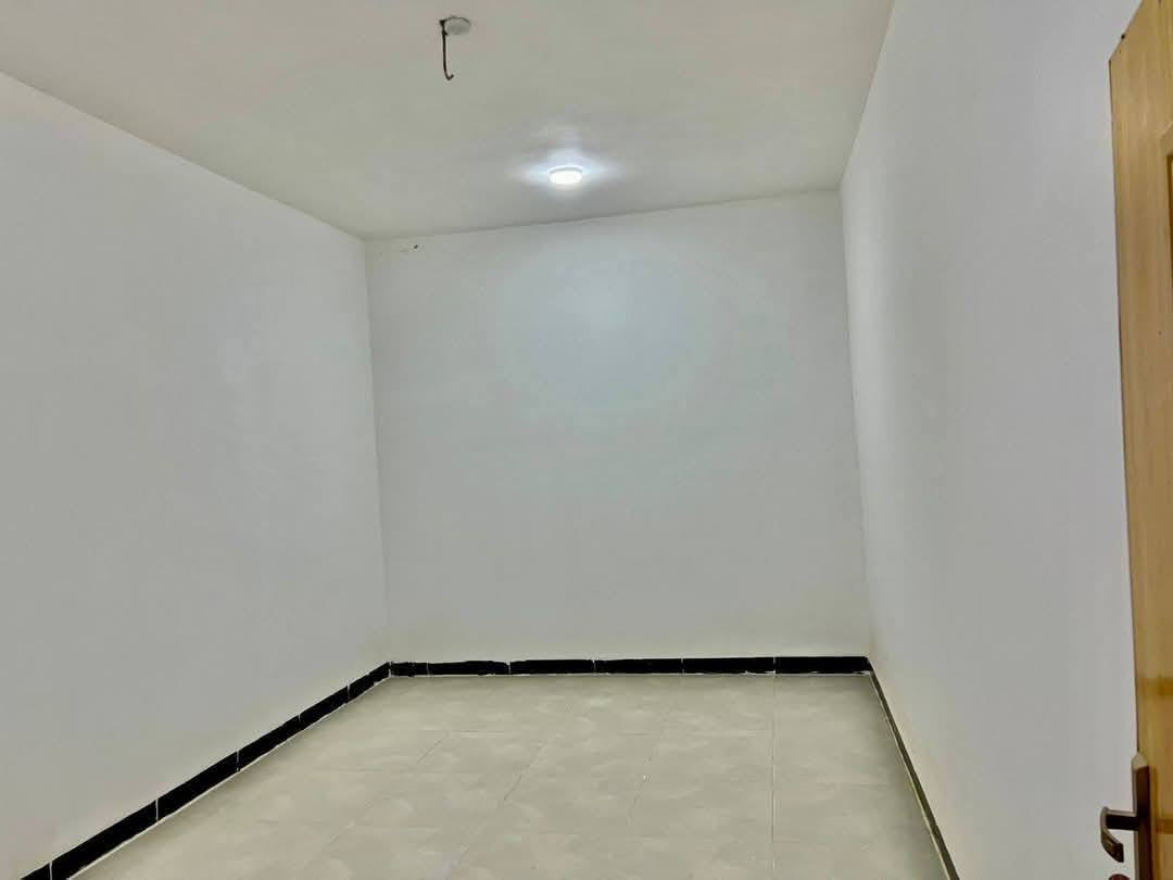 بيت للايجار🏠  مقابل ملحق قرية الغدير عمود 314بلخط الثاني
📍 الموقع: محافظة النجف الأشرف

بيت 80متر بناء جديد تانكي وصخان بي لبيت كامل معايزه شيء خط مولد بي لبيت بيت جاهز للسكن

🟠 تصميم الخارطة : 

غرفة  - صالة  -صحيات  -مطبخ - منور ستقبال 

ــــــــــــــــــــــــــــــــــــــــــــــــــــــــــــــــــ

سعر الايجار 200الف 

او من خلال الارقام التالية. ‼️

***********
