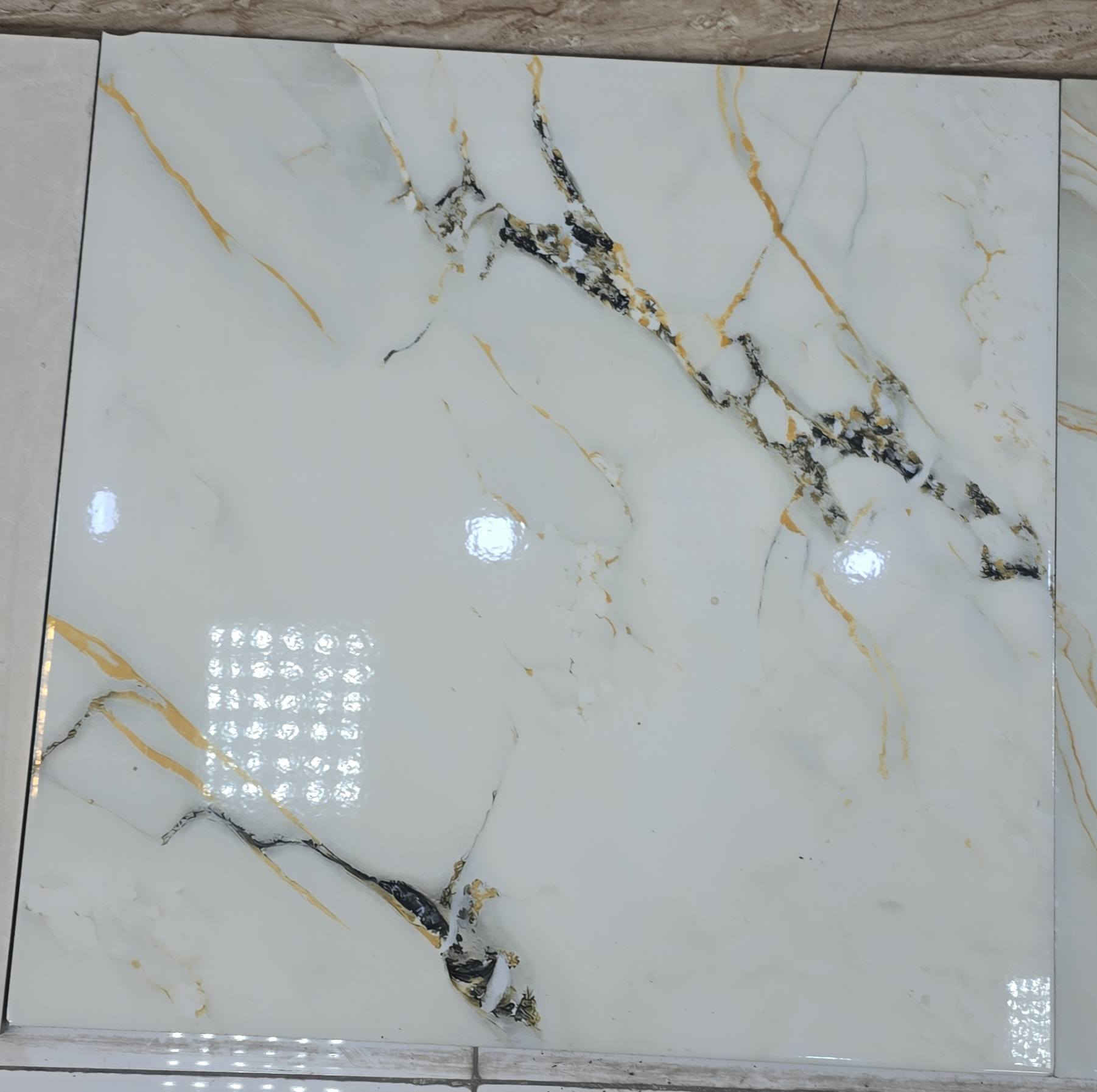 سيراميك ايراني درجة اولى (جملة _مفرد )
مطابخ حمامات سعر المتر  5000 دينار 
يوجد توصيل 
للاستفسار *********** يوجد واتساب
