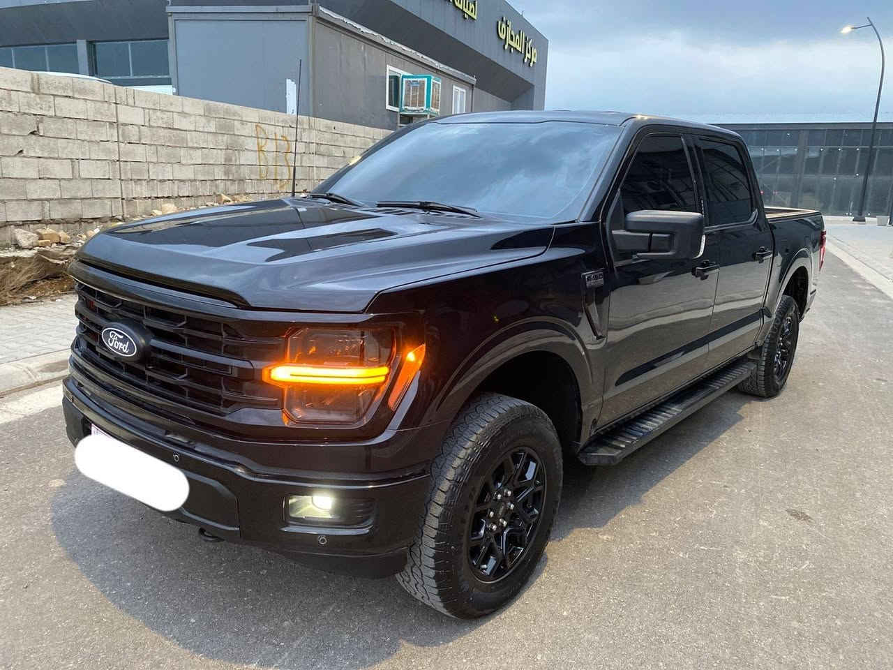 Ford f150 V8 Xlt 2024 ***********
الون اسود . مواصفات . بصمة . تشغیل عن بعد . شاشة کبیر . کیرالطیارە.  کشنات کهربائی . و تدفئە . رادار و امامی و جانبی و خلفی . ابواب بصمة . بدی قصیر باب طویل مرغوب . کیج الیکترونی .هاند بریک بصمة . ماشی 30میل ماشی . بونید جاملخ صبوغ بدون دواخل . صیارە بدون رقم 
سعر 345$$ مکان سلیمانی السليمانية, العراق
