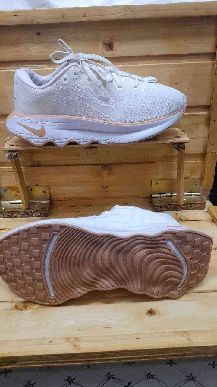 ئەڵمەز شۆپ : بۆ فرۆشتنی هەموو جۆرە پێڵاوێکی مارکە جیهانیەکان لە پیاوان و ئافرەتان 
گەیاندنمان هەیە بۆ هەموو شار و شارۆچکەکانی کوردستان و عێراق
ژ.م   /***********  واتساپ -ڤایبەر
🔥لە ئینستاش ئەتوانن لەگەڵمان بن ، لینکەکەی لەبیۆیە

🔺جیاواز لەم بەرهەمانە  ئەتوانین لەسەر خواستی خۆتان ،پێڵاوی دڵخوازتان  بۆ دەستەبەر بکەین ،بەو مەرجانەی کە دەتانەوێ ،بۆ ئەمەش زانیاریەکان بنێرن لەنامە السليمانية
