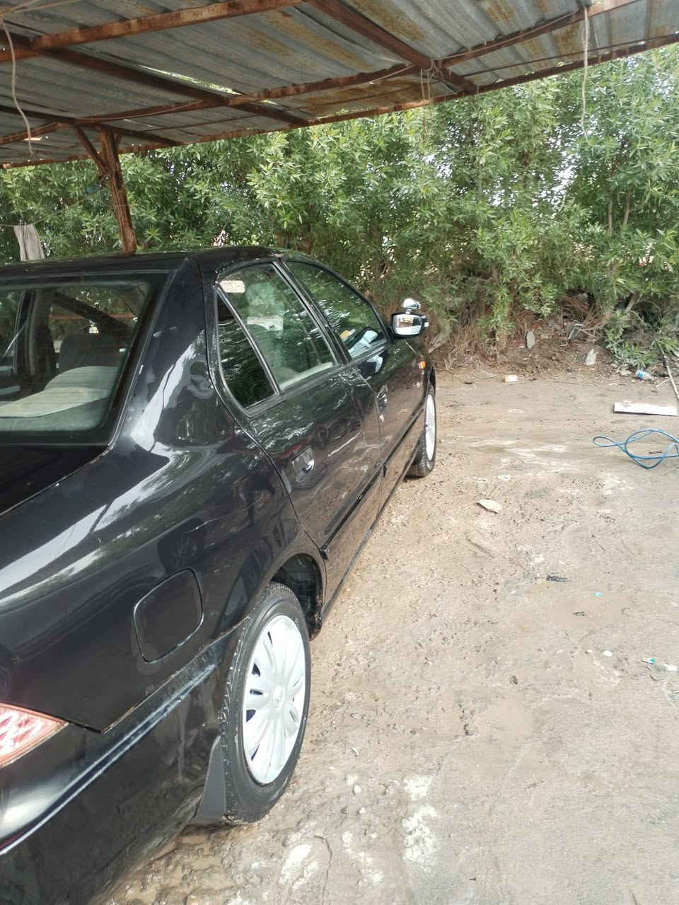 السلام عليكم 
سمند سورن 
الون أسود 
موديل 2017
الرقم مثنى بأسمي تحويل مباشر 
حادث جاملغ الخلفي معمر 
السياره خير من الله كلشي متصرف عليه كامله من كلشي 
السعر 48وبيه مجال للشراي 
*********** رقم التليفون بي واتساب غير متواجد على الفيس مكاني بغداد المشتل
