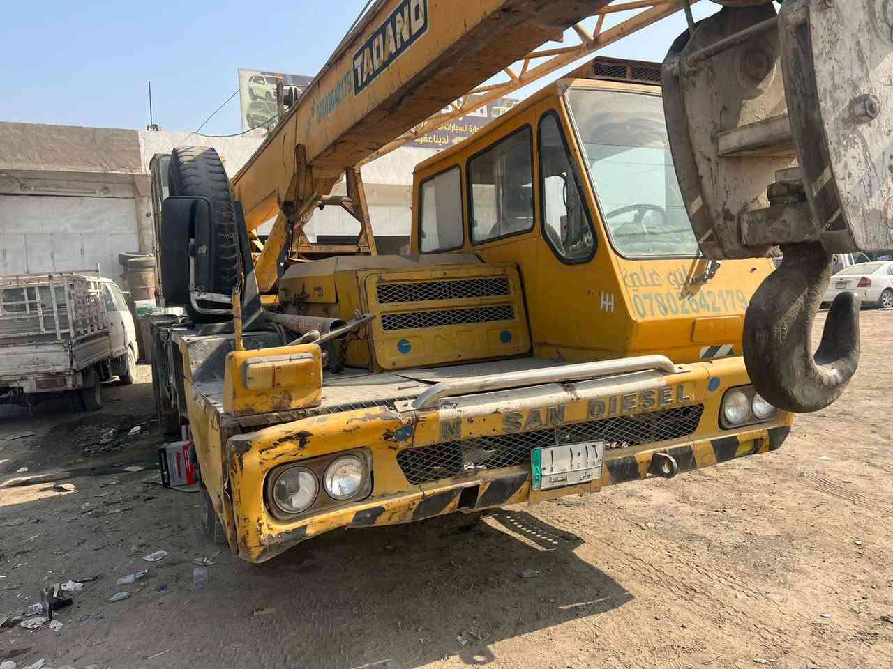 تيادانو
موديل: 1982
بلاديه
20طن
الرقم ديالى باسمي 
المكان بابل 
الرقم***********
