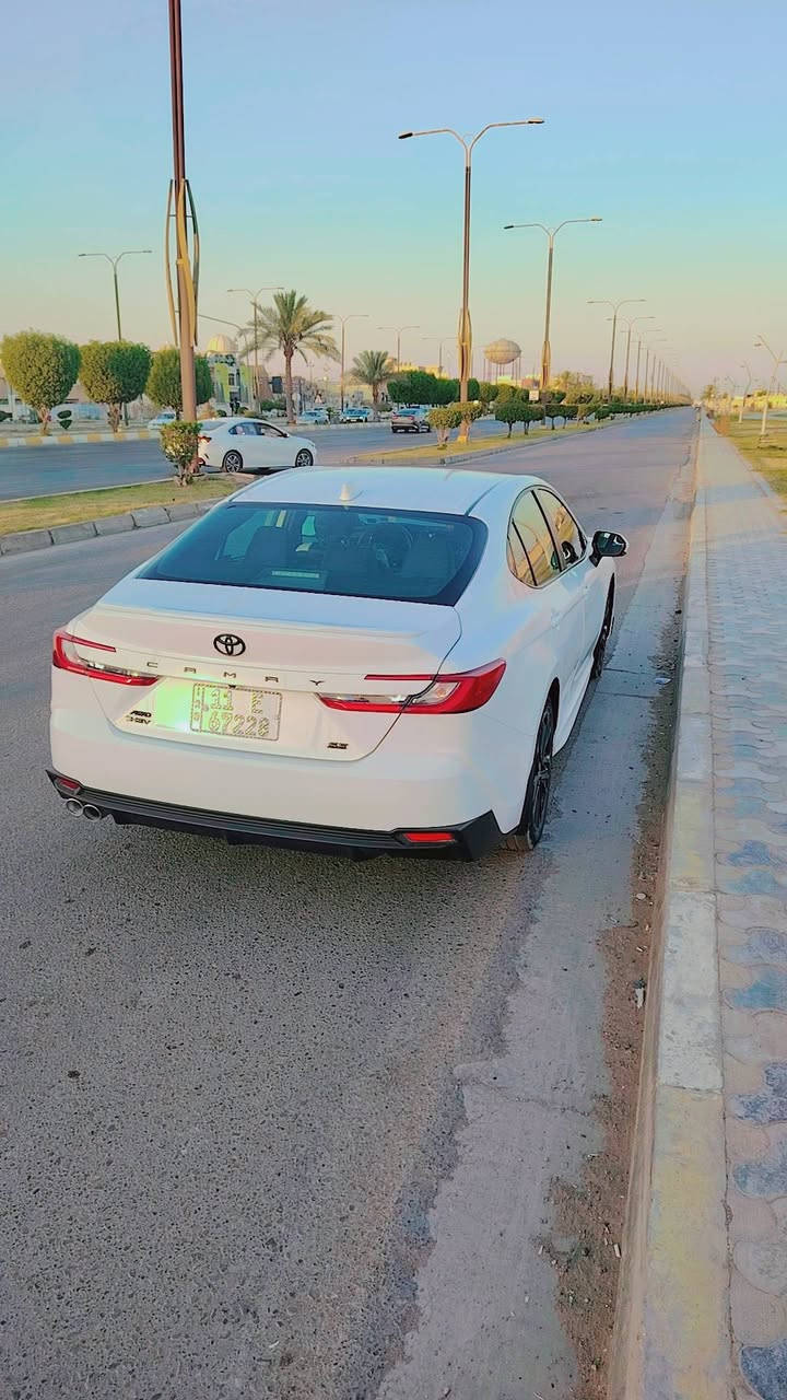 كامري SE موديل 2025

🚨رقم بغداد

هايبرد ابيض

•   🛣️  المسافة المقطوعة    -    23الف كيلو متر  
------------------------------------------------------------ 

اللون :  ابيض

✅ المواصفات :
✔️ موديل: 2025
✔️ الفئة: SE  
✔️ ويل  قياس 19 إنچ (سبورت)
⚙️ المحرك:
✔️ 4 سلندر هايبرد
✔️ سعة 2.5 لتر
✔️ هايبرد (Hybrid)
✔️ شاشة وسطية كبيرة (Touch)
✔️ شاشة عدادات ديجيتال
✔️ Apple CarPlay + Android Auto
✔️ بصمة تشغيل + دخول بدون مفتاح
✔️ مقاعد جلد رياضية
✔️ تحكم كهربائي بالمقاعد
✔️ تدفئة  مقاعد
✔️ شحن لاسلكي
✔️ منافذ USB متعددة
✔️ مكيف ثنائي المناطق
✔️ كاميرات 360 درجة
✔️ حساسات أمامية وخلفية
✔️ مثبت سرعة ذكي
✔️ نظام المحافظة على المسار
✔️ تحذير النقطة العمياء
📌 الحالة:

🚨ضرر  (موضح بالسونار)

الرقم ***********

السعر220$
