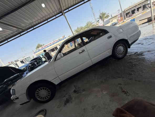 السلام عليكم بطه ادوات بسعر مناسب جدآ    
كير محرك شرط تخم تاير كهربائيات كلها شرط سياره جاهزه السعر ١٩ ورقه  المكان تكريت رقم الهاتف ***********
