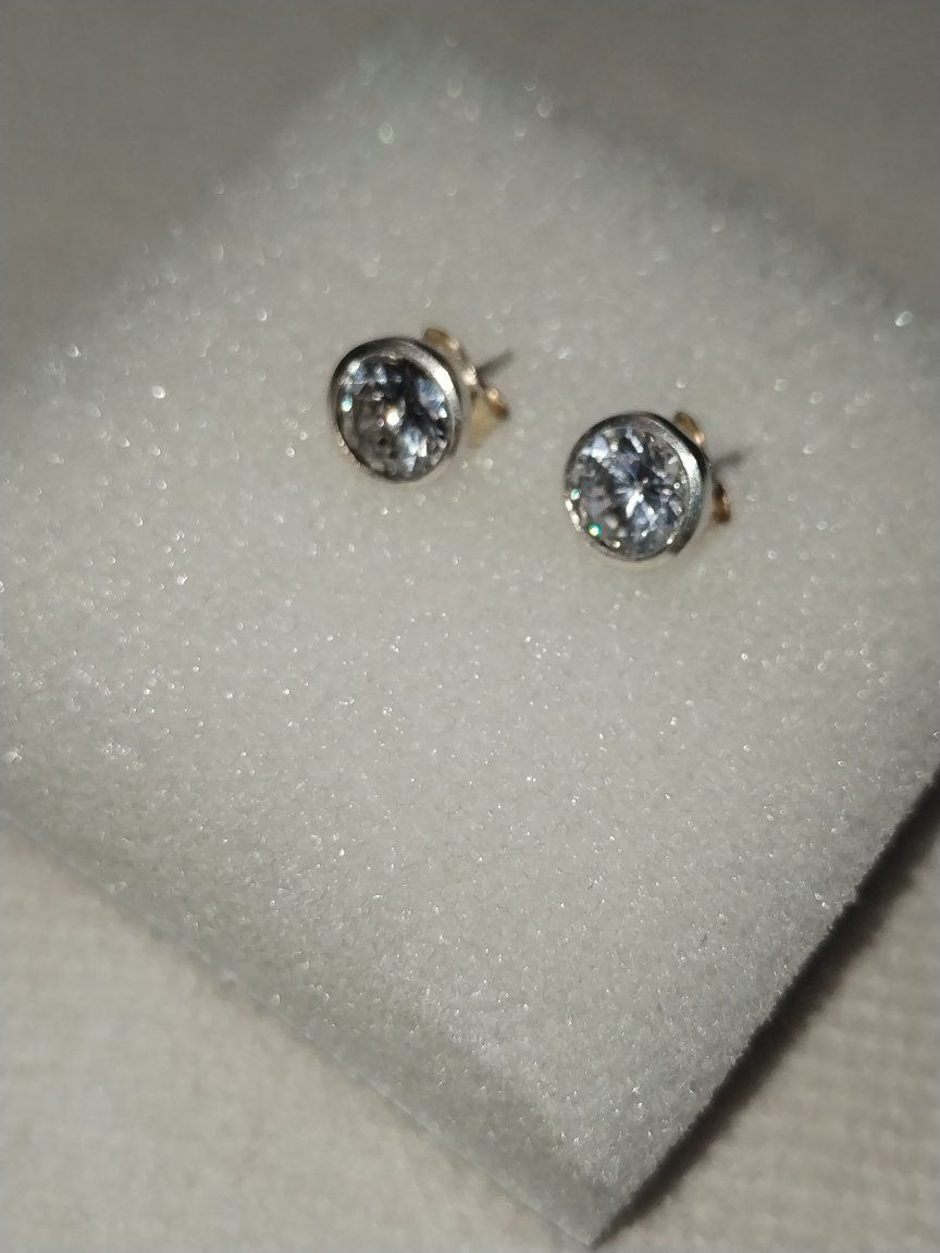 تراجي فضه ختم 925سعر زوج ب 10


**إذا كنت صاحب هذا الإعلان وتريد حذفه لأي سبب، رجاءا أرسل رسالة إلى الدعم الفني**