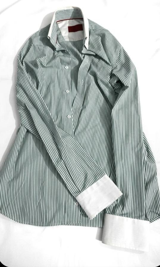 هذا البيج لبيع الملابس( الباله) سعر القميص 5 الاف فقط والتوصيل الف داخل منطقة الزعفرانيه فقط


**إذا كنت صاحب هذا الإعلان وتريد حذفه لأي سبب، رجاءا أرسل رسالة إلى الدعم الفني**