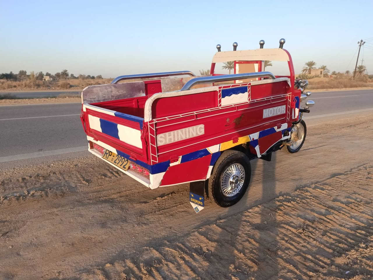 السلام عليكم ستوته للبيع موديل 15 ستوته حلوه وجازه مقفوله شاصي رقبه اوراق اصولي ماكينه 23 مكانه بابل الشوملي السعر ١٢٠٠ وبيها مجال ***********
