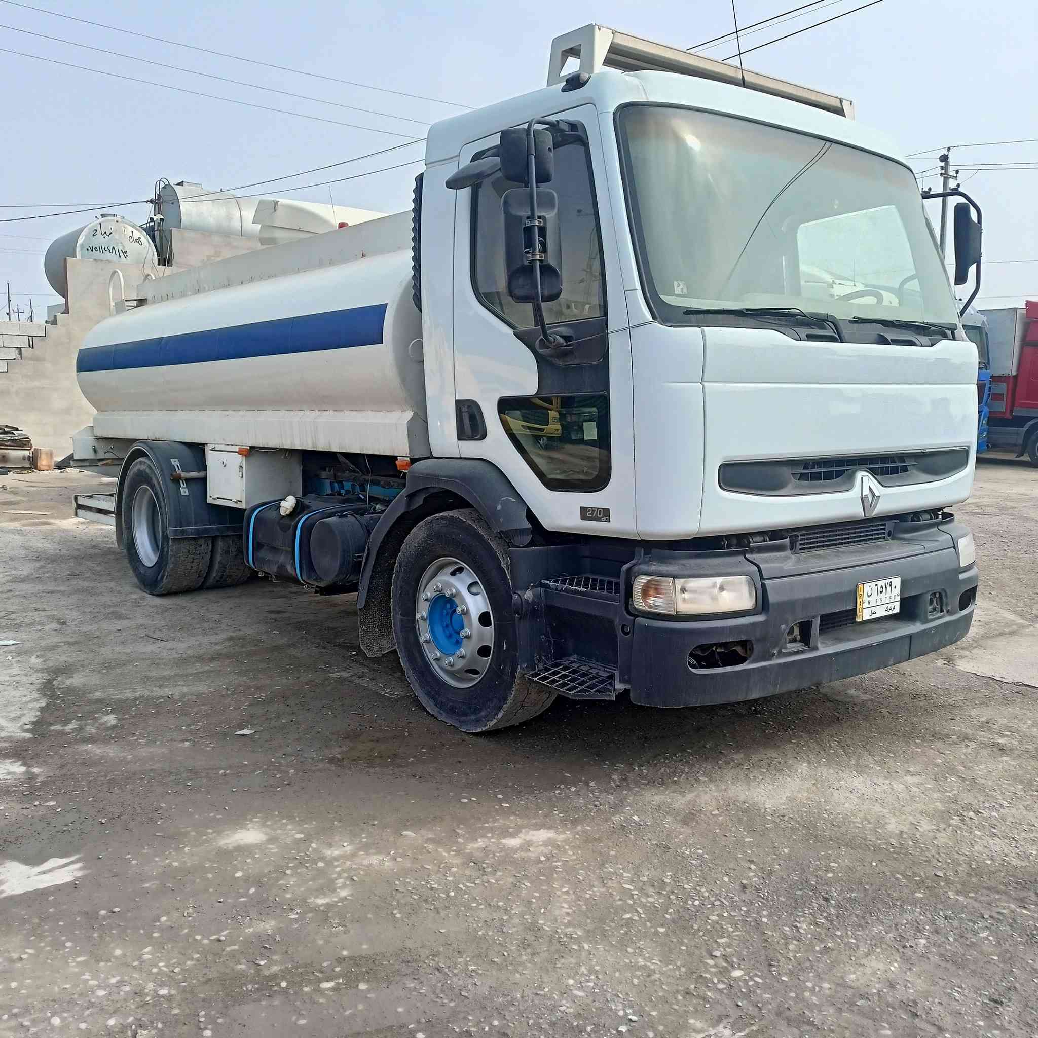 رينو بم ونوزل كير عادي 4×4 تك قمارا شاصي بلادي طويل مكفوله من الصبغ كير محرك شرط شاصي مكفول رقم وسنويه جديد حصة كاز كركوك تانكي (11) الف لتر
موديل 2003
سعر 130$
عنوان كركوك طريق المطار مقابل جسر حزيران 
معرض المتوكل 
***********
***********
***********
