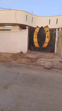 بيت للبيع العنوان بغداد مدينة الصدر الحميديه البيت  بشارع المعسكر قرب ...