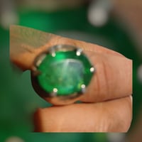 عندي خاتم فضة حجر زمرد سعرة ٨٠ الف موبايل ٠٧٧١٦٨٠٨٢٦٧