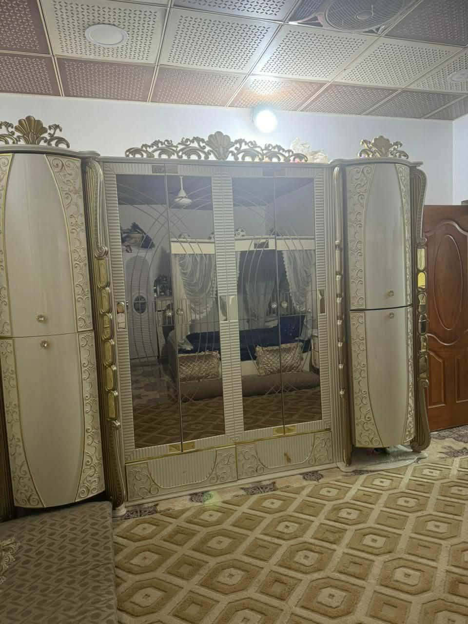 غرفه للبيع ب مليون وربع بيها مجال مكانها زنكوره شعدكم غرف للبيع دزولي خاص ابيعه الكم  وموجود بعد هواي غرف داخل الحساب فضلاً وليس أمراً متابعه للحساب


**إذا كنت صاحب هذا الإعلان وتريد حذفه لأي سبب، رجاءا أرسل رسالة إلى الدعم الفني**