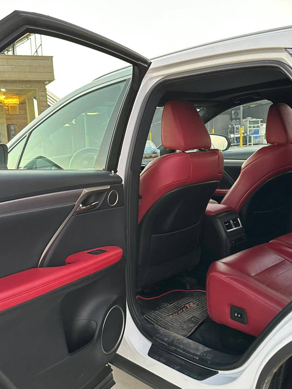 لكزز 2022 حجم 450 XR
المواصفات : 1/1 فول 

5بصمات 

كامرات 360 درجه 

تشغيل عن بعد 

شحن لاسلكي 

سلايت بانوراما

داخل احمر جلد 

الضرر بارد بالبونيد⬇️

2T2YGMDA5NC084298

محرك 6 بانزين  هايبرد 

مكان السياره : صلاح الدين الشرقاط الساحل الأيسر 

للاستفسار: ***********
