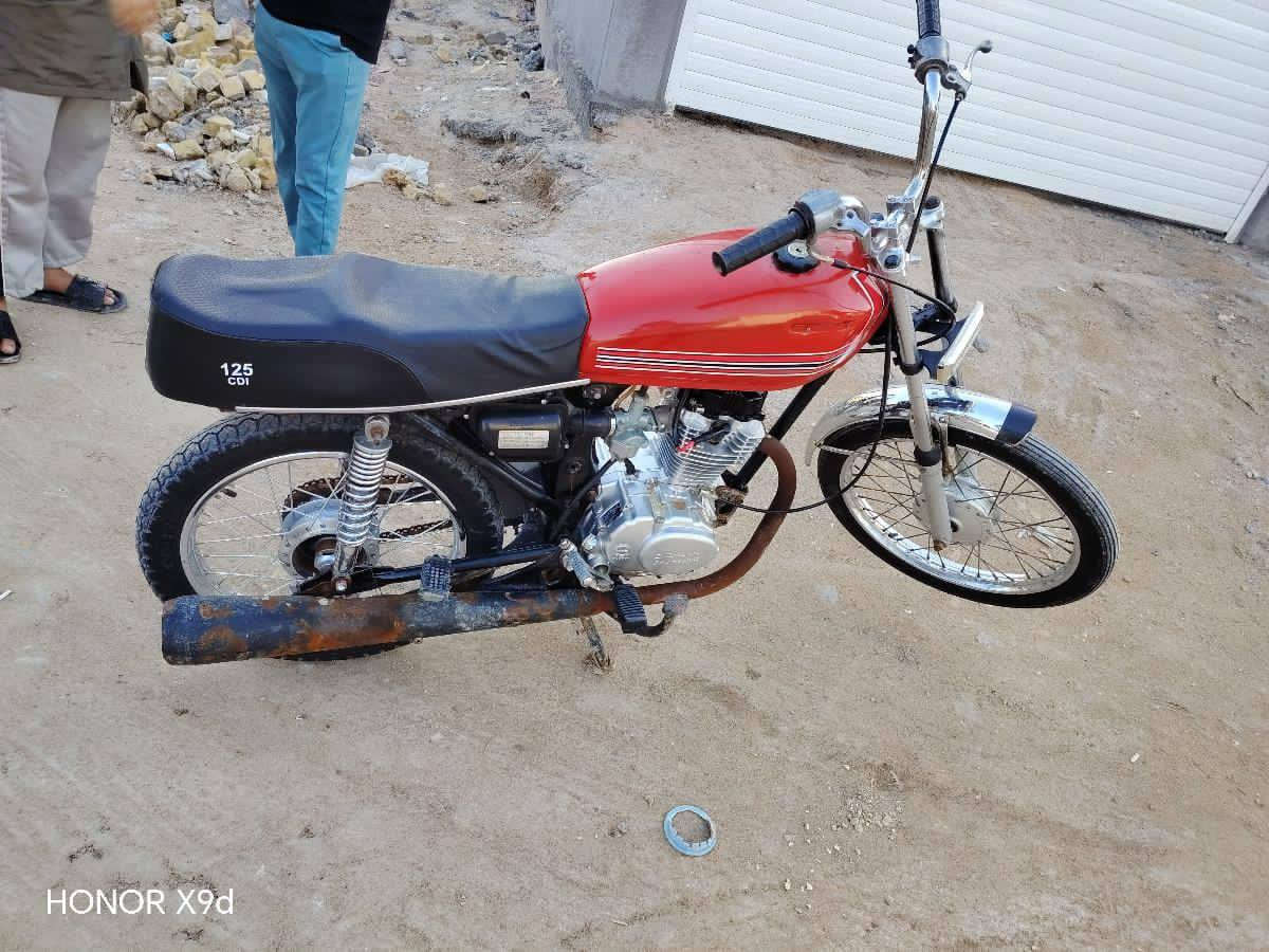 دراجه للبيع دراجه تعمير جديد سعر 550رقم الهاتف ***********لشراي يتصل
