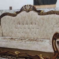 كنب ثلاث مقاعد • جديد كلش • كسر بسيط