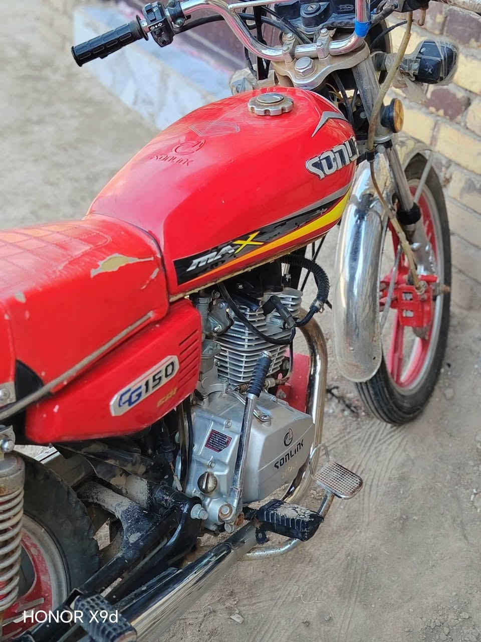 السلام عليكم دراجة سيفان ٢٣ مكفوله كفاله من كلشي أوراق اسكنر السعر 600 وبيها مجال مكان بابل قضاء القاسم ***********
