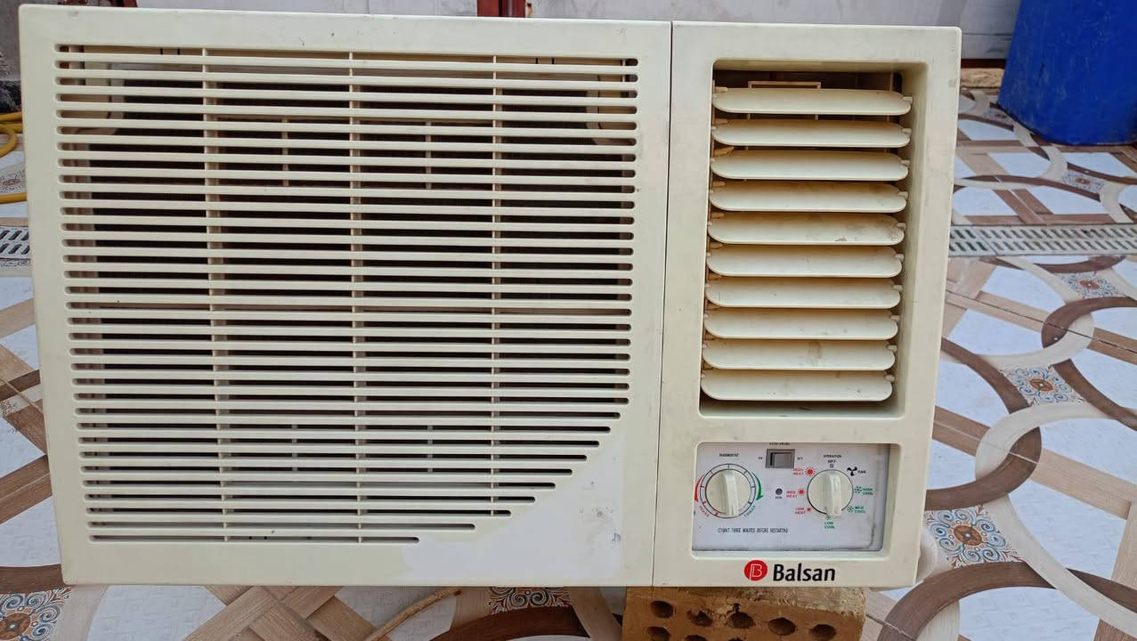 مكيف على الفحص هو القفص مالته السعر 250
وبي مجال للشراي المكان دغاره


**إذا كنت صاحب هذا الإعلان وتريد حذفه لأي سبب، رجاءا أرسل رسالة إلى الدعم الفني**