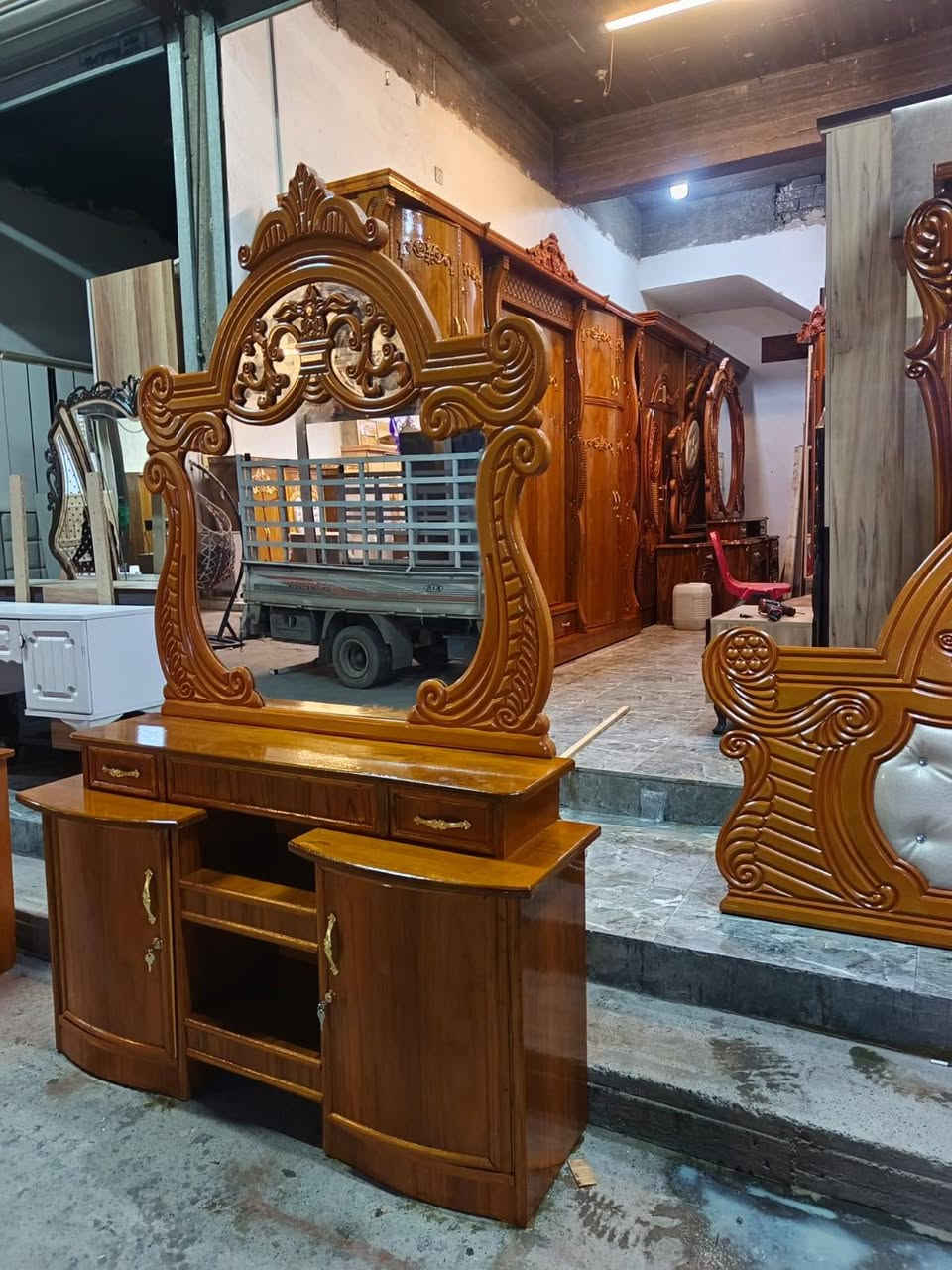 غرفة داخل خارج صاج نظيفة جدا
السعر 950
التوصيل والشد داخل بغداد مجانا
***********
