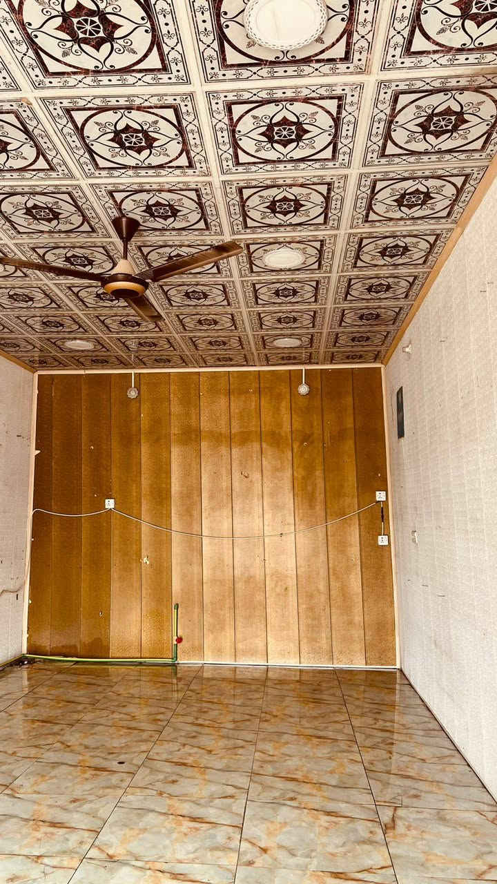 المحل للايجار شارع مول محمد الباقر للاستفسار على الرقم ***********
