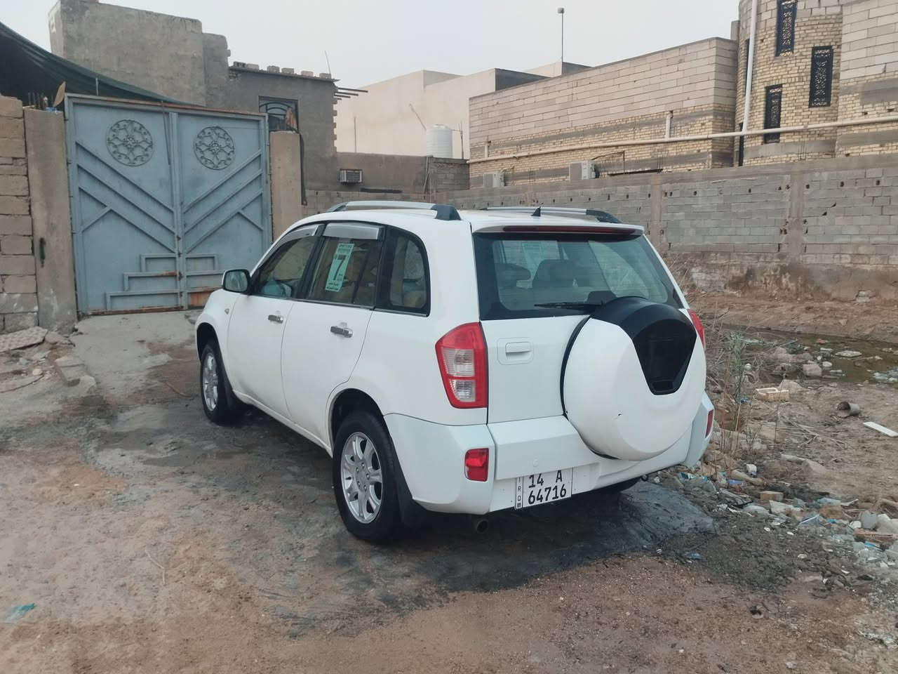 تيگو مديل 13 سياره بيهه بعض الكاط من جوه محرك 2000 بلاد بسم راعيهه ويريد تحويل مستعجل قريب عليه باب الهوه السياره كامله تبريد شغال تدفئه ( الرقم *********** )
السعر 53 .  . او بيهه مجال حق الجيه مكانهه بنهر حسن
