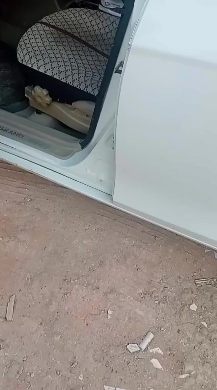 سلام عليكم سياره جيلي امكرند لبيع موديل 2013 بغداد تبريد دتفئه شغال تخم تاير كير مكينه كرلاه بلادي مكفولات دوشمه جلد ماشيه تقربن 140 بسمي سعر (67) ورقه بيه مجال حك جيتك عنوان بغداد زعفرانيه اتصال ***********
