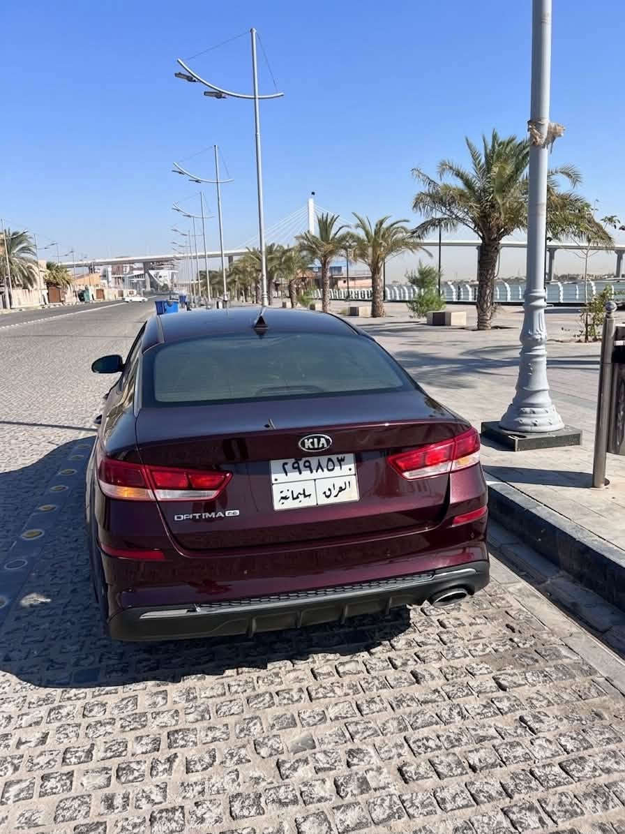 اوبتيما 2019 أمريكي 
بالصور كلشي موجود الحادث والفحص وكلش  
‏ماشية 100
‏فئة  FE
‏نص فول 
‏ثلاثة أنظمة قيادة إيكو وعادي وسبورت 
‏رادار أمامي 
‏رادار خلفي 
‏مانع انزلاق 
‏مثبت سرعة 
‏قياس ضغط الإطارات
‏شاشة 
‏كاميرا 
‏تحكم ستيرن
‏ إشارات بالمراية
‏سيارة نظيفة وجاهزه
‏المحرك والكير كفالة
سنويتها منتهية والرقم سليمانية
‏السعر 132 وبيها مجال قليل
‏مكان السيارة بصرة
التواصل ع الرقم 
***********
