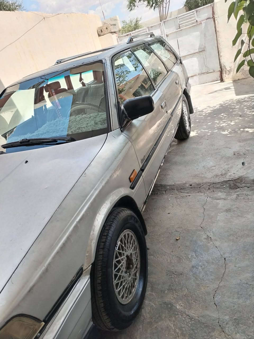 موديل 91
رصاصي
الهزه جديده
رقم جديد انكليزي
سنويه لل29
تحويل مباشر 
تخم تاير
صدرها البارخه كملته
كهربائيات كلها شغاله 
دوشمة
مكينه حاويه ياباني ام جف
كير واكسل كير خير من الله
گيجات كلها شغاله
سياره بلاديه بيها فقط جراد 
تراي للبصره
السعر 38 وبيها مجال 
عنواني ديالى شهربان 
***********
