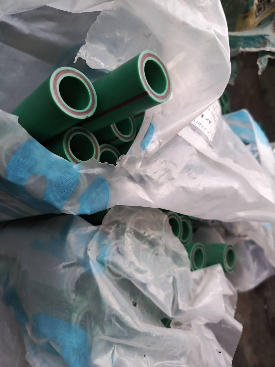 وصول بوري اكوابا + ملحقات
جملة فقط توصيل كل العراق

***********
