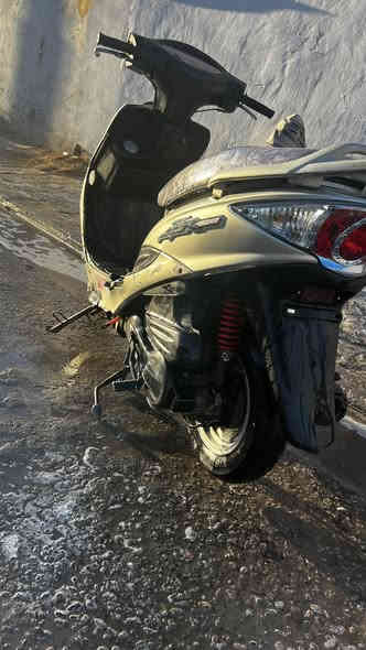 سلام عليكم كامكو جي 4 دراجه حلوه دراجه نضيفة واحلى من صور ناقصه بس دشبول 450 وبيها مجال لطيبين ***********
