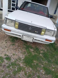 وبركاته سيدان للبيع سعر 54ورقه $ بيهة مجال الموديل 92  تريد وكاله تريد...