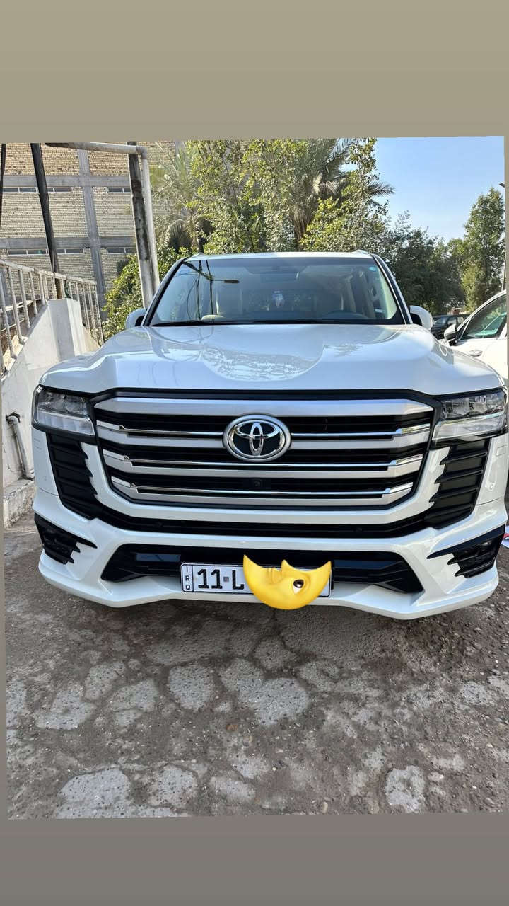 سلام عليكم
لاندكروز 
موديل 2023
السياره كلش حلوه وجديده 
لميتد ساز اصل
رقم بغداد 
ماشيه 35 الف 
ثاني يوم مداور وعروفه مواصفات الساز لميتد 
مكان السياره حله شارع 40 
بيه جلغه بصيطه ب لحيه الاماميه مو دعاميه وبيه جلغه ب دوسه فقط غير هاذا كل الحديد ودعميات مكفولات كفاله عامه 
***********
***********
