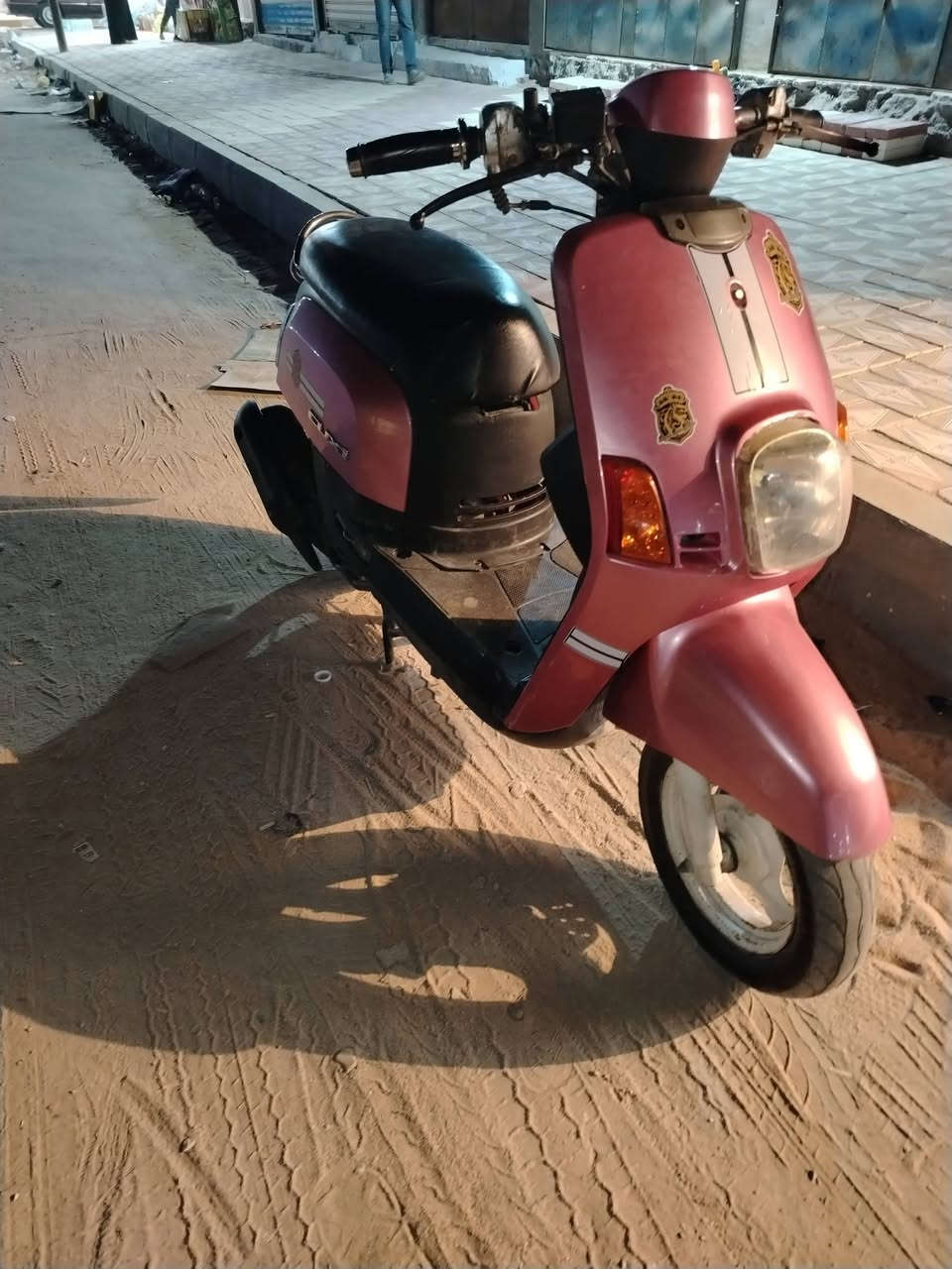 سلام عليكم دراجه بوليس البيع 
مفتوحه بس ولفات 
الدراجه كله شغال سلف هندر كهربايات عالي ناصي اشاير كله شغال مكاني كرمت بني سعيد ***********
