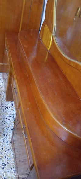 السلام عليكم عندي غرفة نوم صاج للبيع السعر 800 وبه مجال العنوان بعقوبة منطقة السادة قرب فرن صمون موج البحر الاتصال على الرقم ***********
