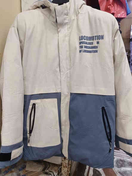 قمصله رجالي باله
العنوان الماجديه شارع الملعب 
قرب السوق محل ابوذر 
***********
