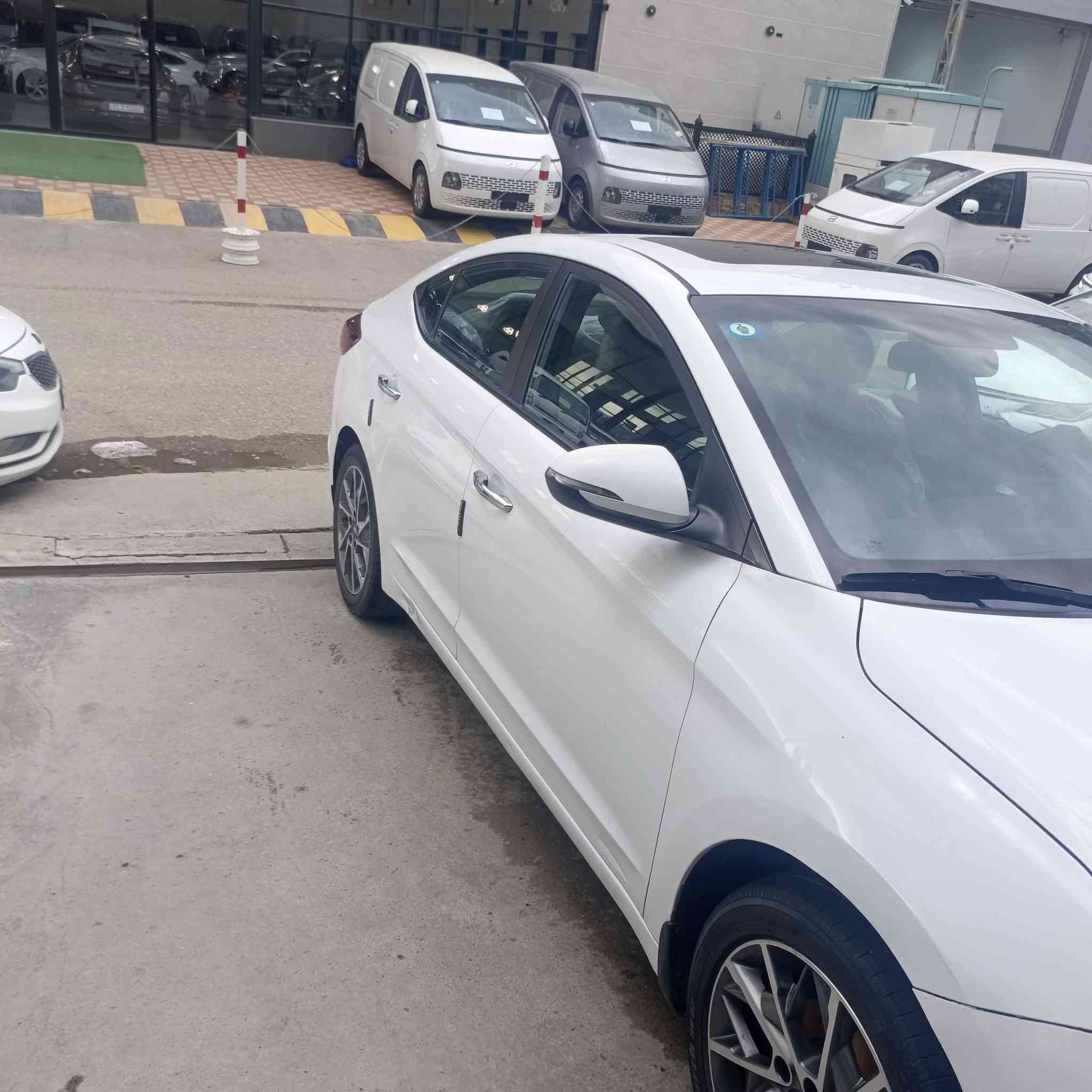 سلام عليكم النترا خليجي موديل 2020 فول مواصفات للبيع السعر 140$        للاستفسار الاتصال فقط ***********
