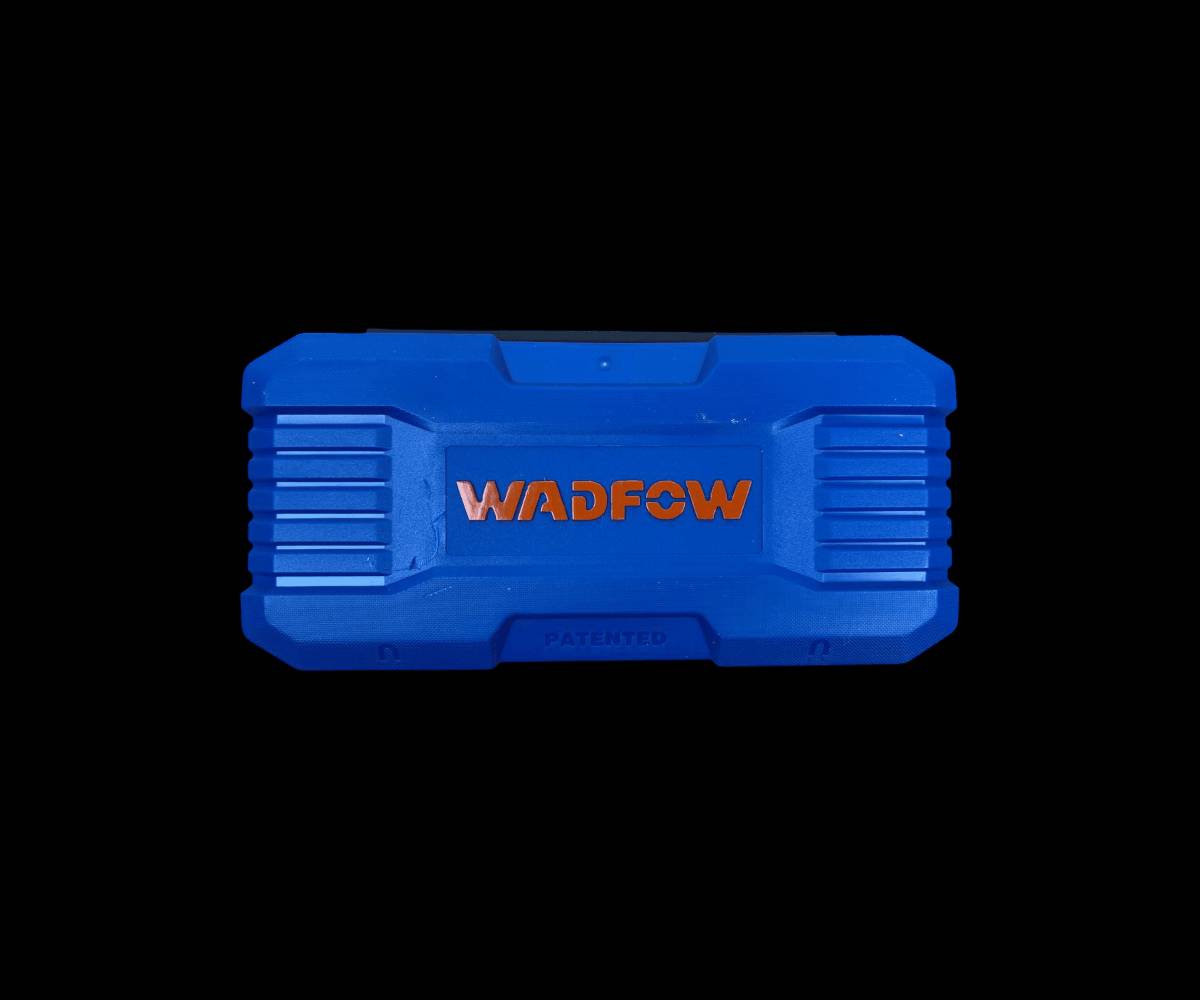 طقم مفك صدمات معدني ثقيل 13 قطعة من WADFOW

الاستخدامات

مخصصة لفك وشد البراغي الصدئة أو العالقة بقوة.

مثالية للاستخدام في الورش الصناعية، وصيانة السيارات، والأعمال الميكانيكية الثقيلة.

يمكن استخدامها مع المطرقة لتوليد عزم دوران قوي دون تلف البرغي.

مناسبة للاستخدام المنزلي والمهني على حد سواء.

المميزات

تصميم معدني قوي بالكامل لتحمل الصدمات والاستخدام الطويل.

مقبض مانع للانزلاق يمنح تحكمًا أفضل أثناء الطرق.

آلية عكس الاتجاه (يمينيسار) لتسهيل الفك والربط.

رؤوس متعددة من نوع PH وSL وHEX لتغطية مختلف الاحتياجات.

مصنوعة من فولاذ عالي الكربون CR-V المقاوم للتآكل والصدأ.

تأتي داخل صندوق بلاستيكي متين يسهل حملها وتخزينها بأمان.

محتويات الصندوق

1 مفك صدمات معدني ثقيل.

12 رأس تبديل متنوعة تشمل:

- رؤوس مستقيمة (SL5، SL6، SL8، SL9).
- رؤوس فيليبس (PH1، PH2، PH3، PH4).
- رؤوس سداسية (H2، H4، H6، H8).

علبة تخزين بلاستيكية صلبة.

الملاحظات

الأداة تعمل عند الطرق بالمطرقة على المقبض لتوليد عزم دوران فوري.

مناسبة للتعامل مع البراغي العالقة أو المتضررة.

ينصح باستخدامها مع مطرقة معدنية لتحقيق أفضل أداء.

قياس العلبة: الطول 20 سم × العرض 10 سم × الارتفاع 5 سم.