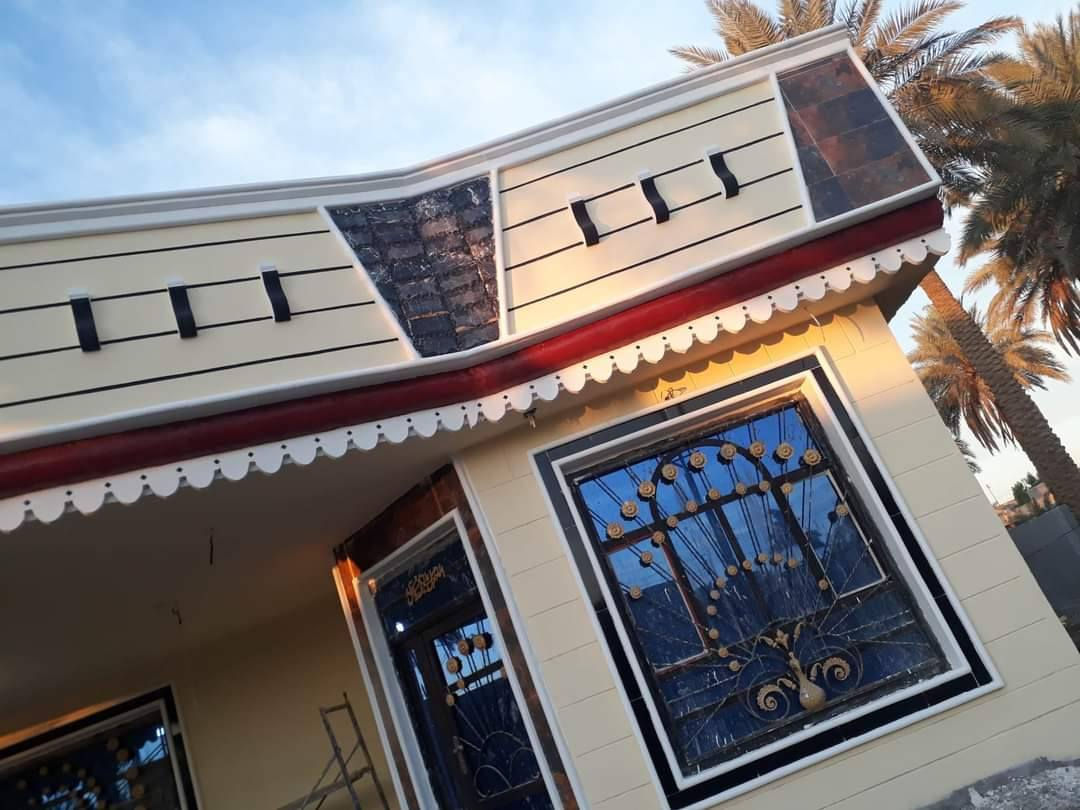 السلام عليكم موجود صباغ اشتغل واجهات المنازل وداخل المنازل والديكور بديل الخشب وبديل الرخام واشتغل سقوف ثانويه وسحبات البورك جاهزه باسعار كلش مناسبه واعمل جميع المحافظات شغل حلو ونظيف درجه اولى 100% والعمل قدام عينك بالصور استفسار على هذا الرقم واشتغل الشبابيك تنظيف وصبغ ***********
