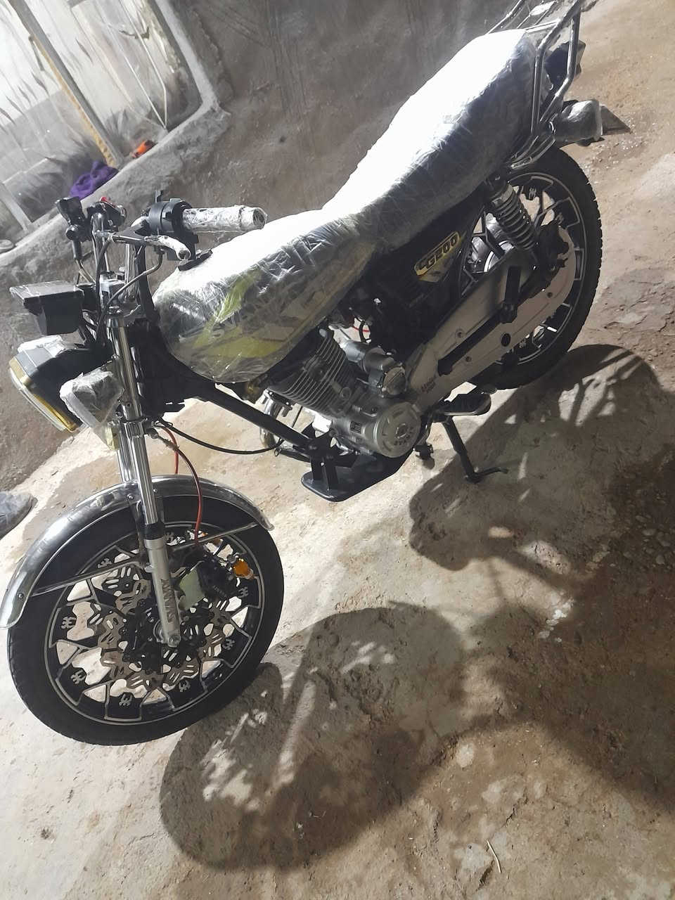 السلام عليكم دراجه سفان للبيع موديل 25 السعر 750 بيها مجال قليل ***********
