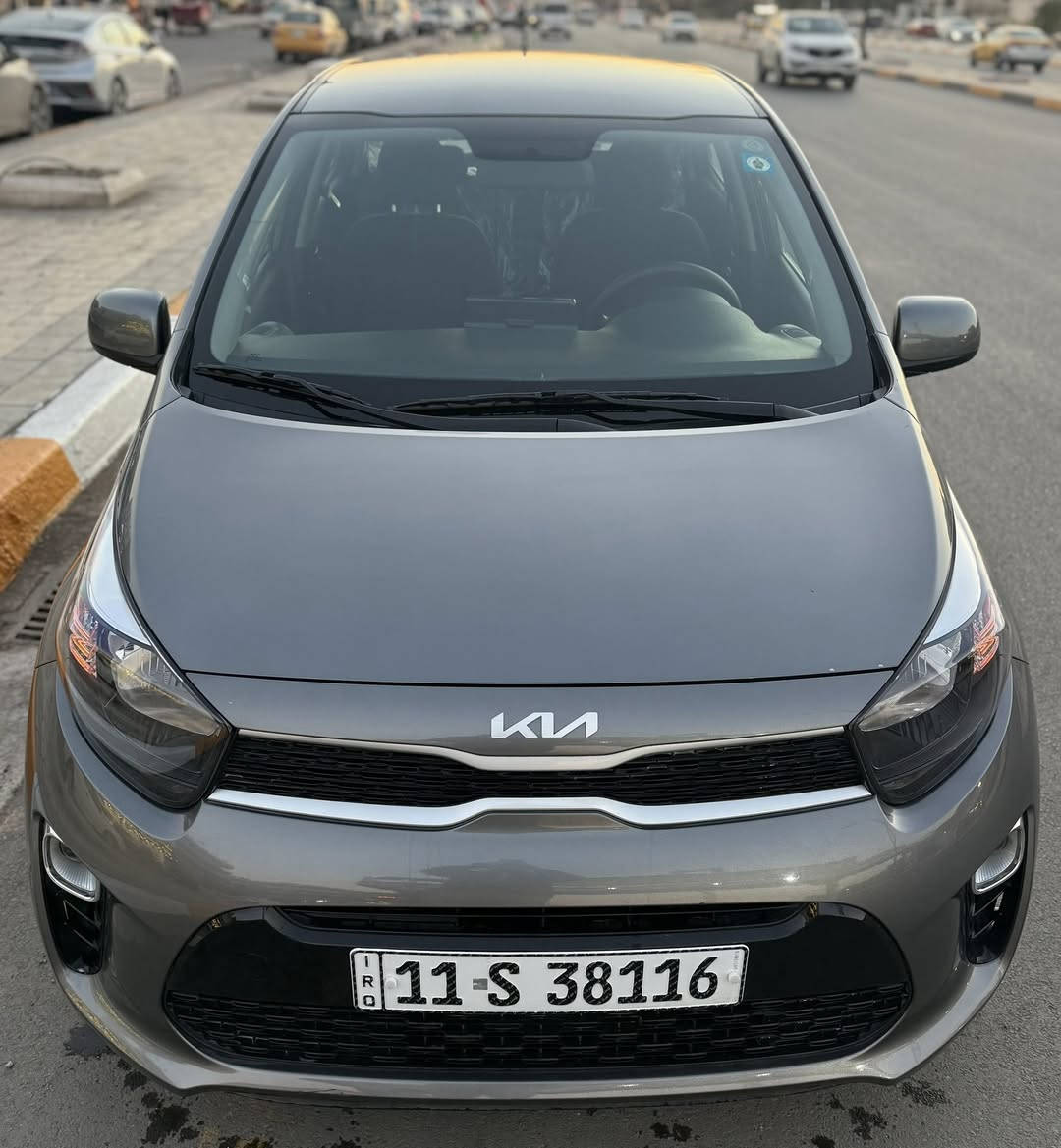 يالله السلام عليكم عندي كيا بيكانتو 2023 استلام الشركة الدوليه رقم بغداد بسمي رقم دولي موصفات تحكم ستيرن شاشه وكامره وحساس السياره ماشيه 21 الف مكفوله كفاله عامه من كلشي السعر 129 وبيها مجال كلش قليل مكان السياره بغداد زيونه للاستسفار الاتصال ع ***********
