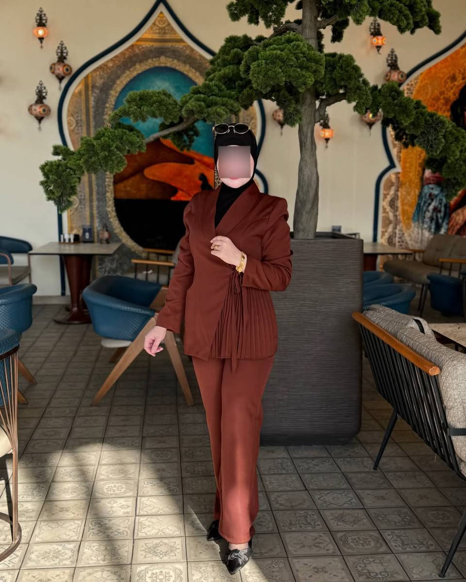 #طقم رسمي كوالتي عالي 
#قماش دابل ايطالي مبطن + ستراس 
#سعر 33  الف 
#قياس 48/46/44/42/40/38/
#للحجز التواصل دايركت او على رقم الواتساب ***********
